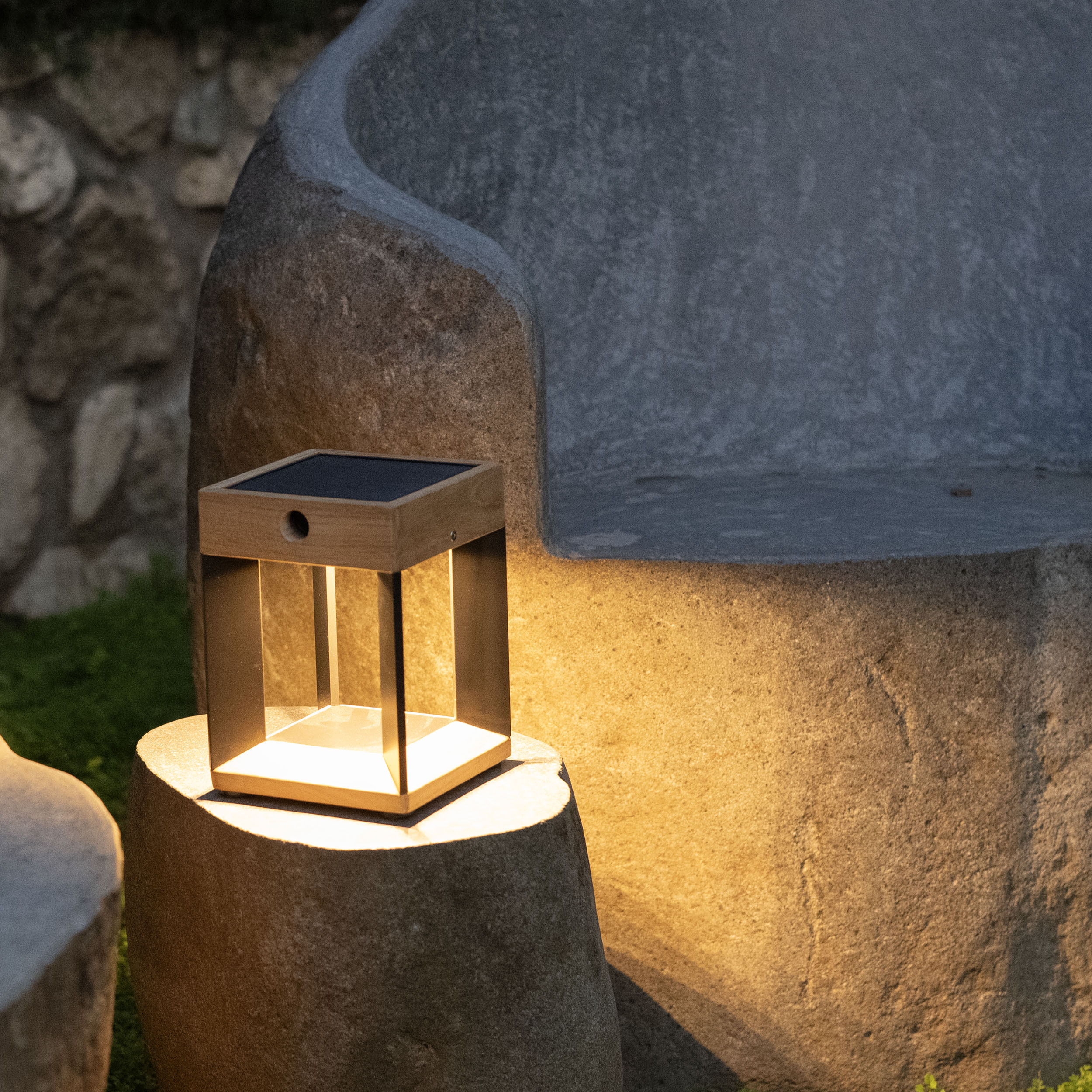 BLADE Table Light